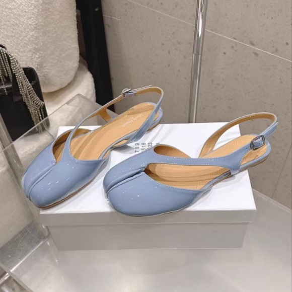 MM6 Maison Martin Margiela Light Blue Split-Toe Slingback Mules - Picture 4 of 9
